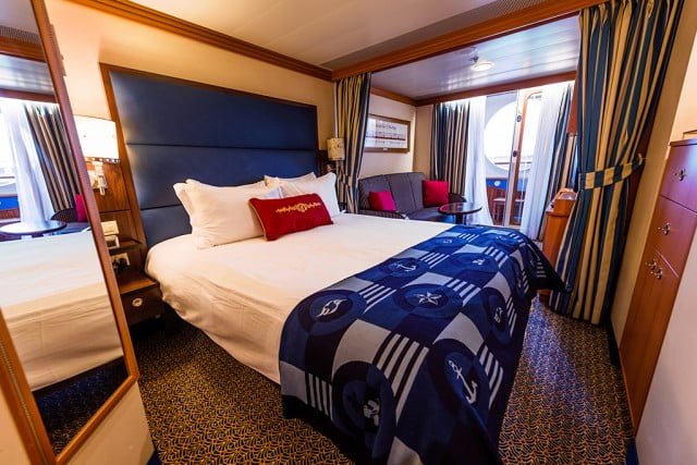 disney-magic-verandah-stateroom