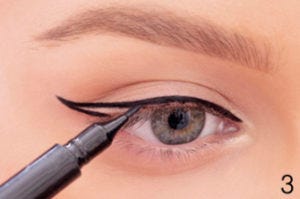 Eyeliner-step-3