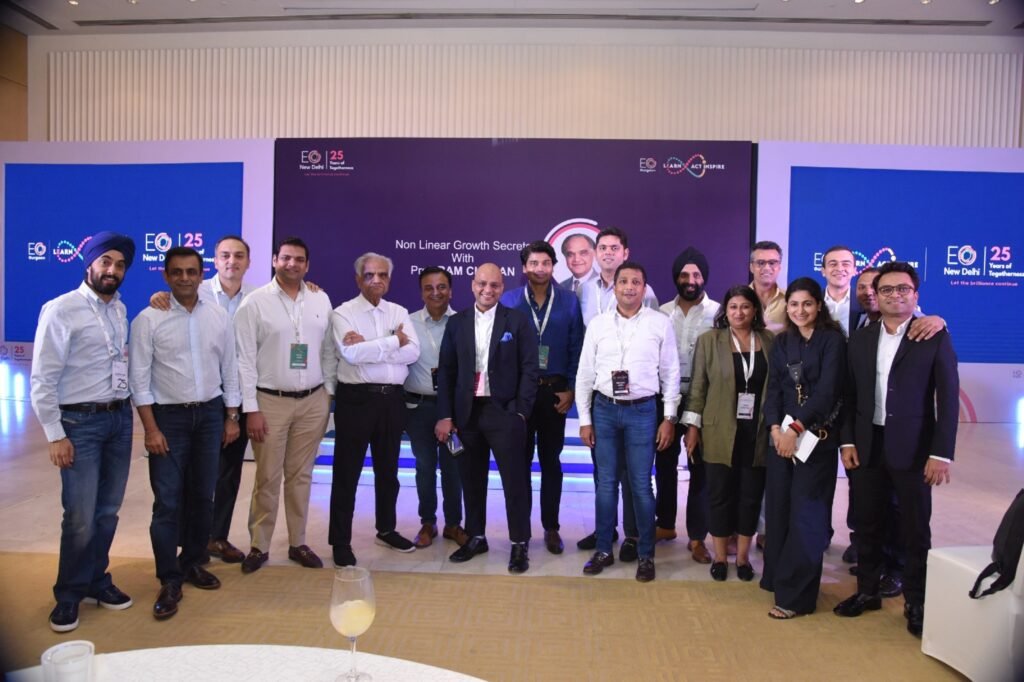 Entrepreneurs Engage in Strategic Discussions with Dr. Ram Charan on Navigating India’s Business Transformation