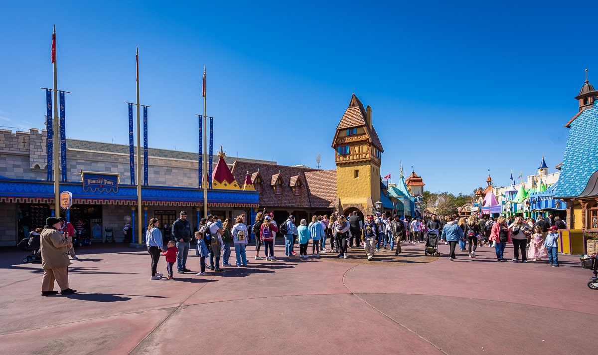 Genie+ Sells Out at Multiple Parks as Peak Easter Crowds Arrive at Disney World