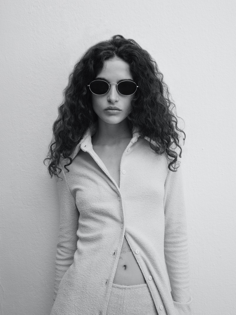 Persol N1\'s 2024 campaign, graced by Chiara Scelsi, highlights oval sunglasses.